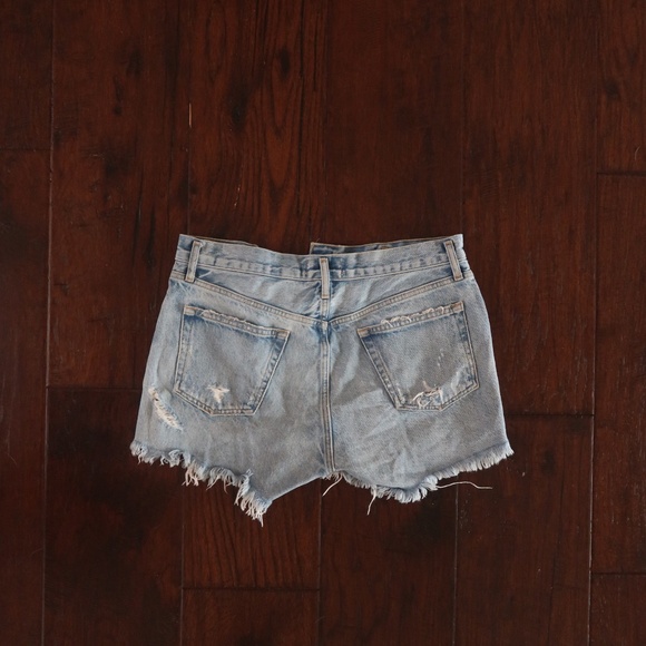 AGOLDE Los Angeles Light-Wash Cutoff Shorts  Size 28, Classic Shorts inseam - Picture 2 of 3
